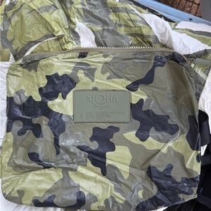 Aloha Collection Pouch